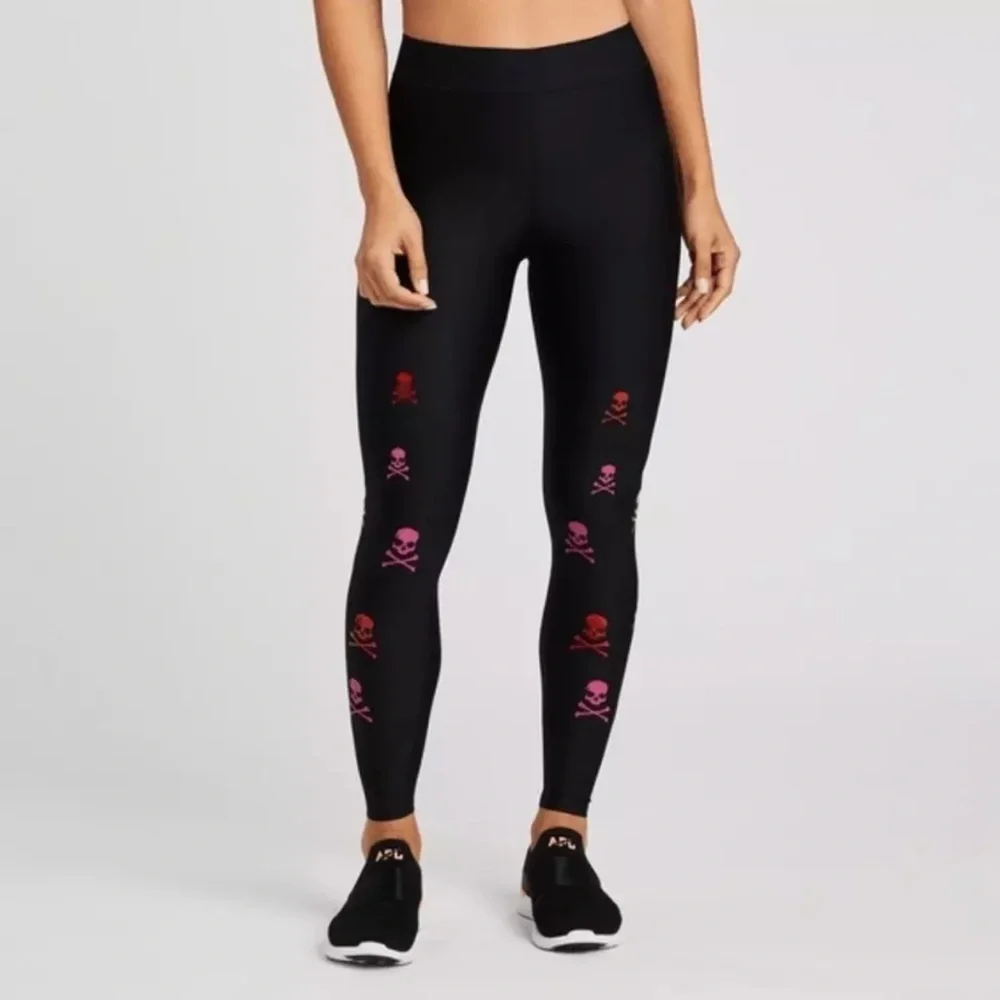 ULTRACOR x SoulCycle Scatter Skull Leggings Size Medium Women’s workout pants - Picture 2 of 10